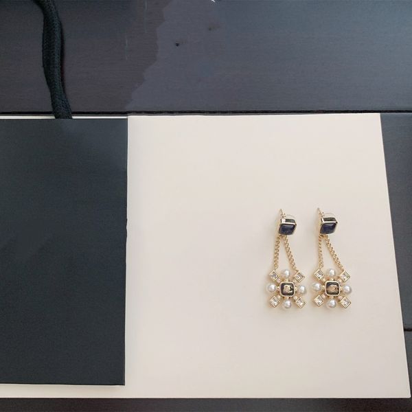 fashion dangle stud earrings woman luxury channel designer earring multi colors double letter ccity jewelry women wedding gifts zx7, Golden;silver
fashion dangle stud earrings woman luxury channel designer earring multi colors double letter ccity jewelry women wedding gifts zx7, Golden;silver
