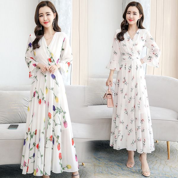 chiffon summer new flare sleeve style elegant temperament fragmented flower 2023 spring/summer fashion v-neck long sleeve mid length, Black;gray
chiffon summer new flare sleeve style elegant temperament fragmented flower 2023 spring/summer fashion v-neck long sleeve mid length, Black;gray
