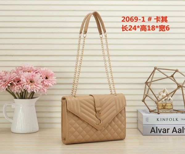 2023 designer cross body bag luxury fashion leather messenger shoulder handbag composite shopping bag plaid two letters loulou y-shaped bags
2023 designer cross body bag luxury fashion leather messenger shoulder handbag composite shopping bag plaid two letters loulou y-shaped bags