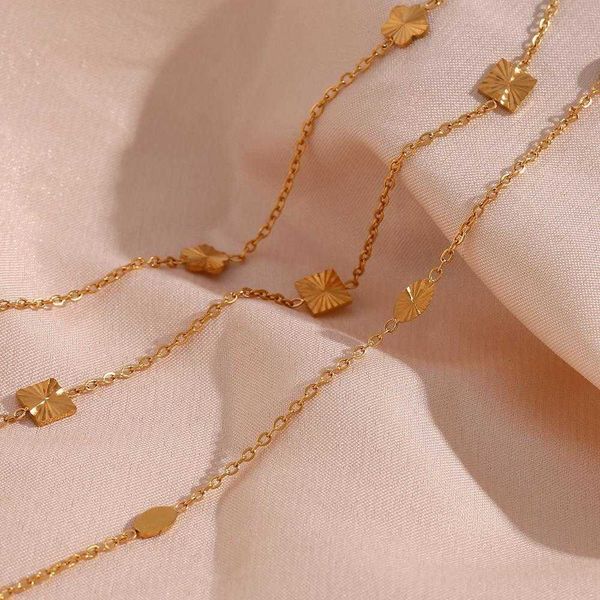 ins stylish simple and versatile bracelet ornament stainless steel plated gold batch flower small pendant fine, Golden;silver
ins stylish simple and versatile bracelet ornament stainless steel plated gold batch flower small pendant fine, Golden;silver