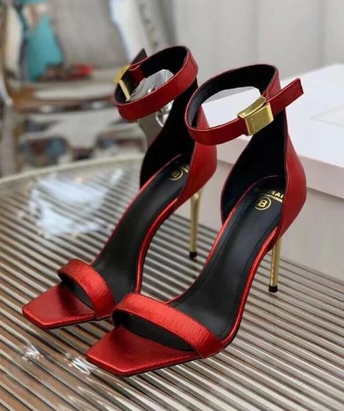 luxury summer women uma sandals shoes calfskin leather adjustable ankle strap logo-engraved gold-tone hardware high heels party wedding eu35, Black
luxury summer women uma sandals shoes calfskin leather adjustable ankle strap logo-engraved gold-tone hardware high heels party wedding eu35, Black