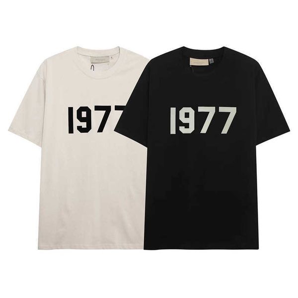 nu1p 2023 men's and women's fashion t shirt t-shirts high street brand ess correct flocking 1977 printed loose couple short sleeve, White;black
nu1p 2023 men's and women's fashion t shirt t-shirts high street brand ess correct flocking 1977 printed loose couple short sleeve, White;black