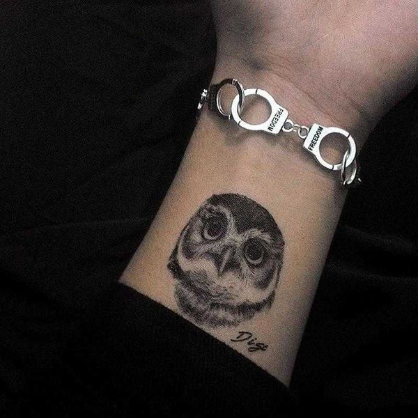 personality hand jewelry retro distressed metal handcuffs chain bracelet creative hip hop trend, Black
personality hand jewelry retro distressed metal handcuffs chain bracelet creative hip hop trend, Black