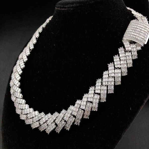 luxury hip-hop cuban chain 19mm wide baguette double row moissanite claw-shaped ice out cuban chain necklace, Silver
luxury hip-hop cuban chain 19mm wide baguette double row moissanite claw-shaped ice out cuban chain necklace, Silver