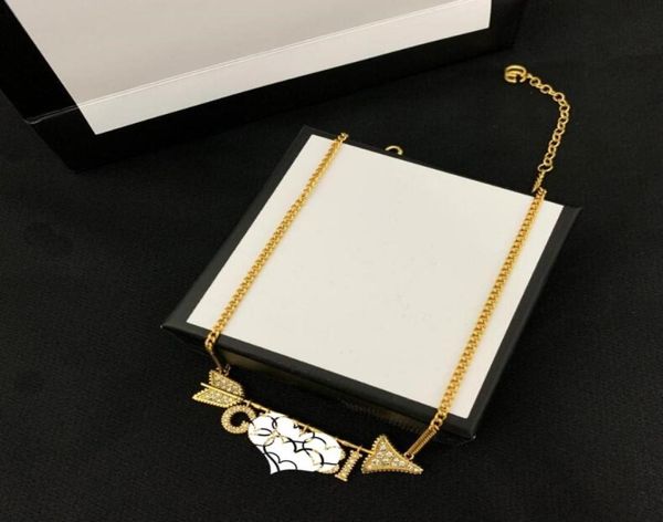 2020 new retro letter necklace female net red style bracelet earrings brooch set 1744263, Silver
2020 new retro letter necklace female net red style bracelet earrings brooch set 1744263, Silver