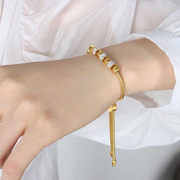 selling ins bracelet style mens and womens pull buckle diamond embedded round beads titanium steel gold plated all match wholesale, Golden;silver
selling ins bracelet style mens and womens pull buckle diamond embedded round beads titanium steel gold plated all match wholesale, Golden;silver