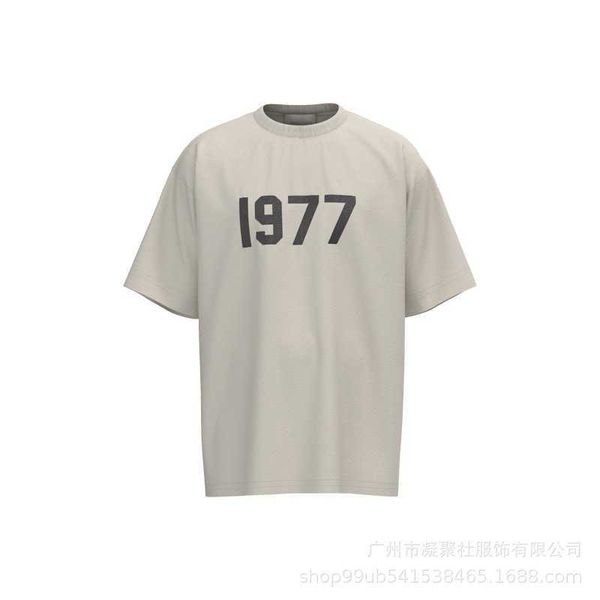 44vw 2023 men's and women's fashion t shirt t-shirts high street brand ess gathering 1977 digital embossed round neck short sleeve, White;black
44vw 2023 men's and women's fashion t shirt t-shirts high street brand ess gathering 1977 digital embossed round neck short sleeve, White;black