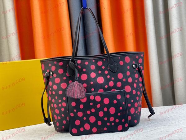 2 piece set polka dot pattern tote bag purse embossed long handle hand bag luxury mother child package designer pumpkin shaped pendant
2 piece set polka dot pattern tote bag purse embossed long handle hand bag luxury mother child package designer pumpkin shaped pendant