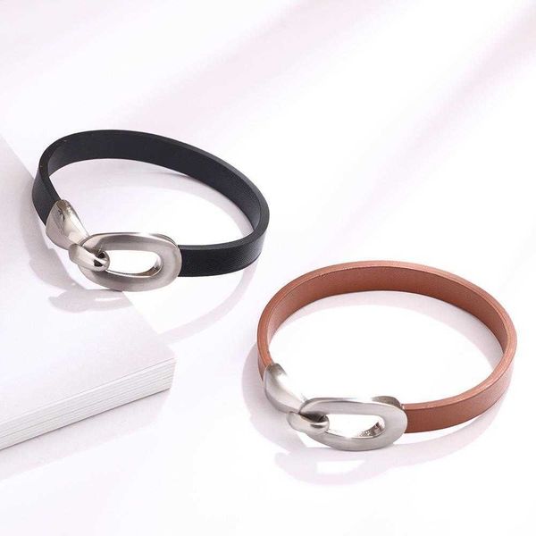 wholesale simple personality womens street sleather bracelet alloy korean style, Golden;silver
wholesale simple personality womens street sleather bracelet alloy korean style, Golden;silver