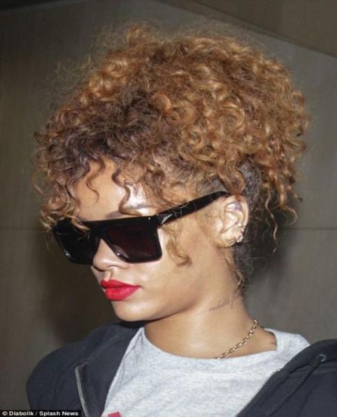 rihanna ponytail hairstyle natural curly pony tail hairpiece clip in drawstring ponytail women hair extension natural puff 140g co8392368, Black
rihanna ponytail hairstyle natural curly pony tail hairpiece clip in drawstring ponytail women hair extension natural puff 140g co8392368, Black