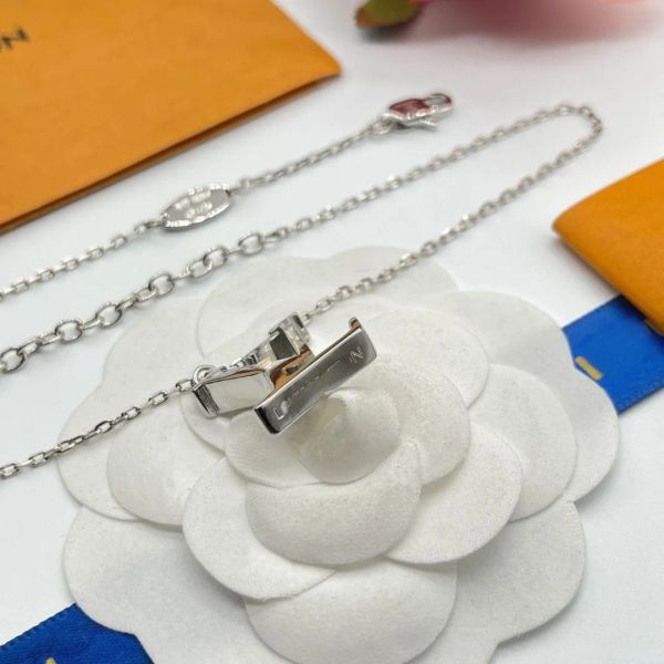 new fashion luxury jewelry women's zircon necklace designer high end elegant evening jewelry with box, Golden;silver
new fashion luxury jewelry women's zircon necklace designer high end elegant evening jewelry with box, Golden;silver