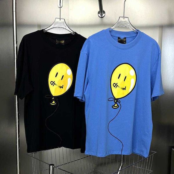 men's t-shirt new designer smiley face balloon print high street casual fashion versatile short-sleeved men and women with the same par, White;black
men's t-shirt new designer smiley face balloon print high street casual fashion versatile short-sleeved men and women with the same par, White;black