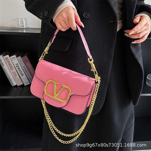 20% off 2023 fashion handbag zhao lusi's same style new portable small square net red women's letter oblique straddle bag
20% off 2023 fashion handbag zhao lusi's same style new portable small square net red women's letter oblique straddle bag