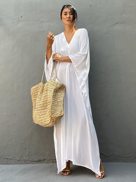 swimwear boho swimwear cover up long dress rayon solid color beach wear tunic kaftans kimono women clothing summer swimsuit 2023 new, White;black
swimwear boho swimwear cover up long dress rayon solid color beach wear tunic kaftans kimono women clothing summer swimsuit 2023 new, White;black