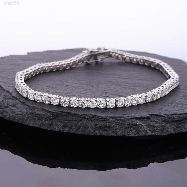 tennis bracelet hiphop jewelry 14k solid white/yellow/rose gold loose moissanite tennis bracelet, Silver
tennis bracelet hiphop jewelry 14k solid white/yellow/rose gold loose moissanite tennis bracelet, Silver