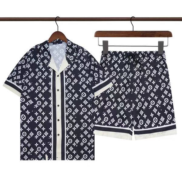 l designer men's sports suit casual fashion style new print suit short sleeve t-shirt + shorts 2pcs 1 set size -3xl, Gray
l designer men's sports suit casual fashion style new print suit short sleeve t-shirt + shorts 2pcs 1 set size -3xl, Gray