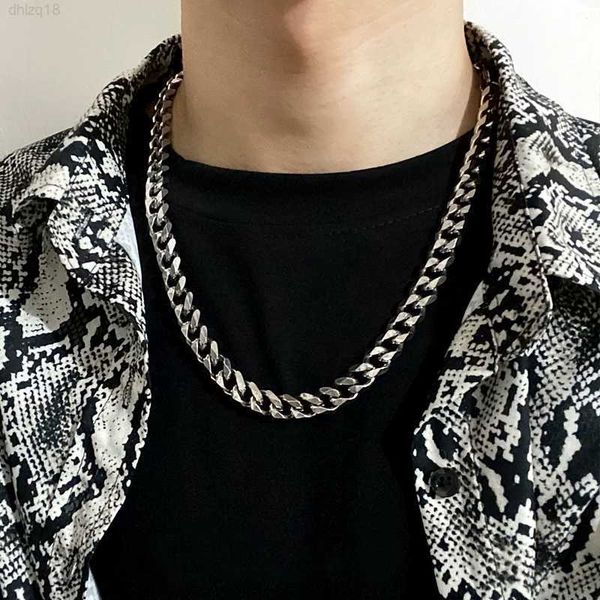 canglan jue yue zun wang he li same european and american cuban chain sterling silver necklace for men and women hiphop fashion hiphop
canglan jue yue zun wang he li same european and american cuban chain sterling silver necklace for men and women hiphop fashion hiphop