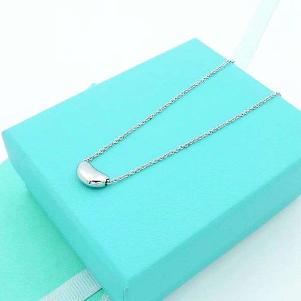 fashion designer women's bean necklace jewelry fashionable and luxurious girls' holiday gift with box, Golden;silver
fashion designer women's bean necklace jewelry fashionable and luxurious girls' holiday gift with box, Golden;silver