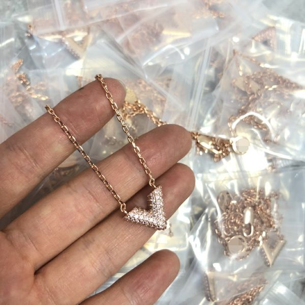 luxury brand pendant letter flowers pendant necklace designer fashion gold plate simple necklaces wedding party crysatl jewerlry necklace vn, Silver
luxury brand pendant letter flowers pendant necklace designer fashion gold plate simple necklaces wedding party crysatl jewerlry necklace vn, Silver