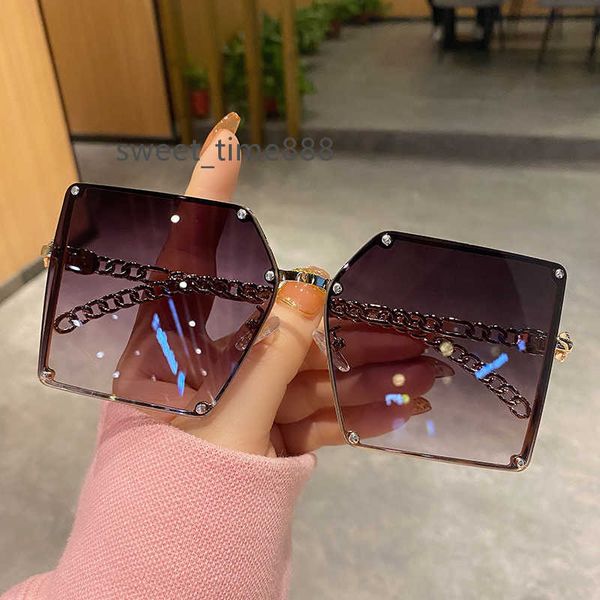 2022 women's square big frame travel glasses big face personality hollow sunglasses frameless trendy net red sunglasses, White;black
2022 women's square big frame travel glasses big face personality hollow sunglasses frameless trendy net red sunglasses, White;black