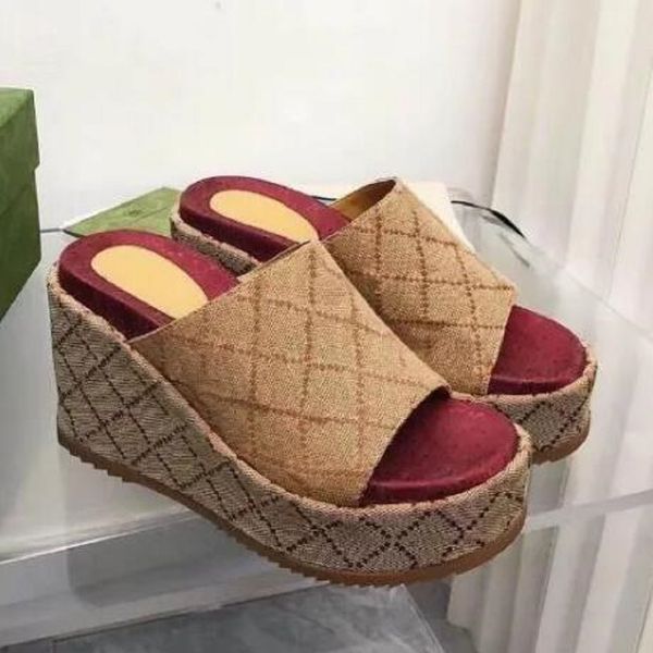 eur36-45 designer slippers womens fashion embroidered canvas slides sandals girls 60mm platform slipper black slip flops beach slide men san
eur36-45 designer slippers womens fashion embroidered canvas slides sandals girls 60mm platform slipper black slip flops beach slide men san