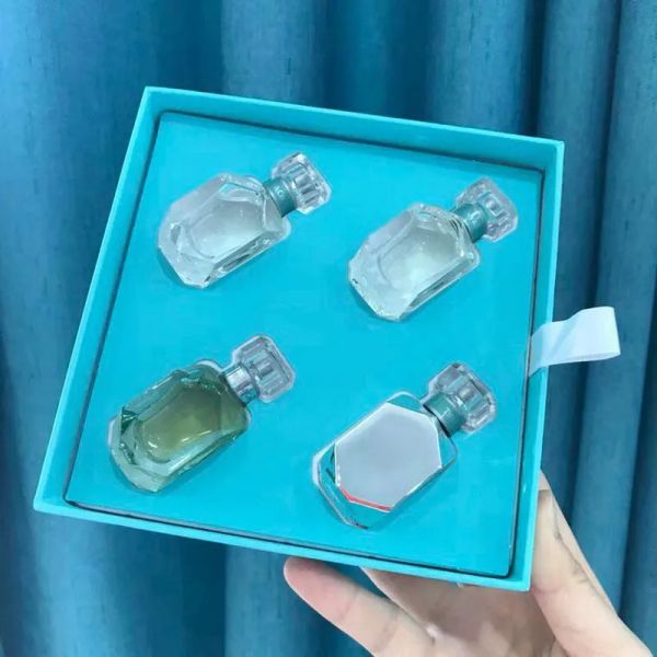 imported luxury perfume for men women floral natural taste long lastnig perfumes parfum female fragrances001
imported luxury perfume for men women floral natural taste long lastnig perfumes parfum female fragrances001