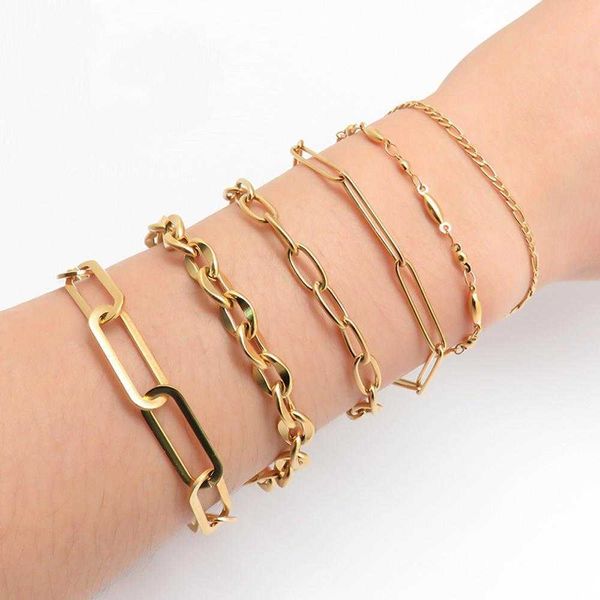 gold hollow titanium steel bracelet female personality all match trendy male chain, Golden;silver
gold hollow titanium steel bracelet female personality all match trendy male chain, Golden;silver