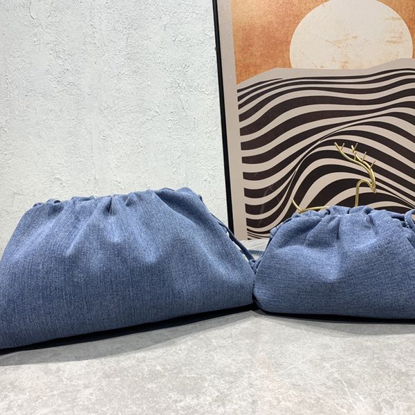 7a brand-name bag latest design denim fashion handbag luxury messenger bag 2023 new the cloud bag
7a brand-name bag latest design denim fashion handbag luxury messenger bag 2023 new the cloud bag
