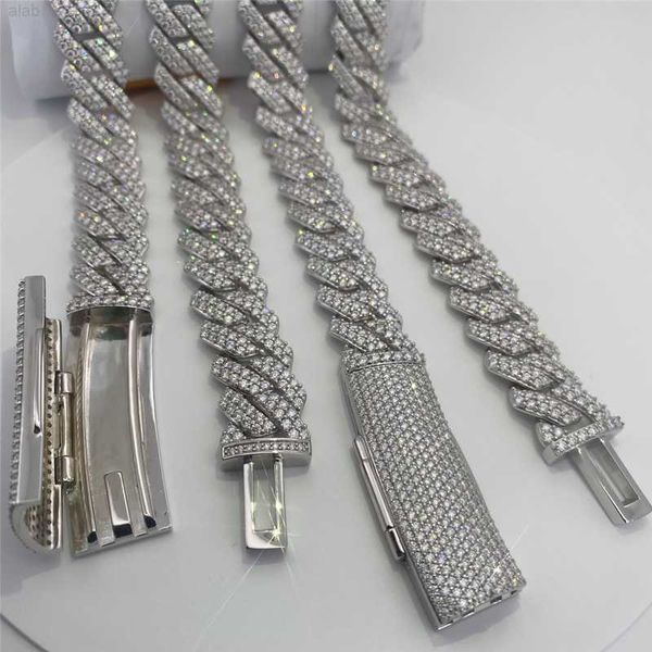 wholesale 15mm long clasp fully iced out moissanite diamond cuban chain sterling silver gold plated men hip hop cuban link chain
wholesale 15mm long clasp fully iced out moissanite diamond cuban chain sterling silver gold plated men hip hop cuban link chain