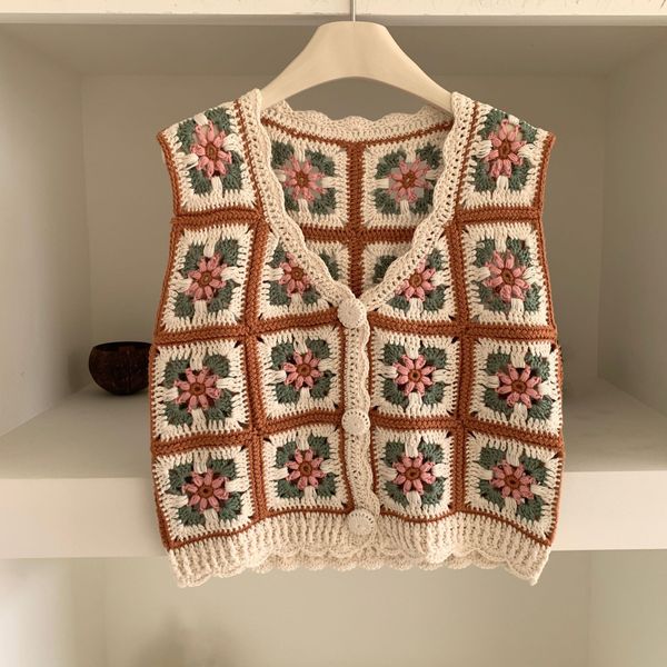 women contrast color hand crochet sweaters lady v neck flower hand made crochet cardigan for autumn spring winter casual basic sweater top, White;black
women contrast color hand crochet sweaters lady v neck flower hand made crochet cardigan for autumn spring winter casual basic sweater top, White;black