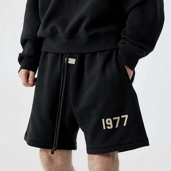 024i 2023 men's and women's fashion shorts high street brand ess summer loose couple 1977, White;black
024i 2023 men's and women's fashion shorts high street brand ess summer loose couple 1977, White;black