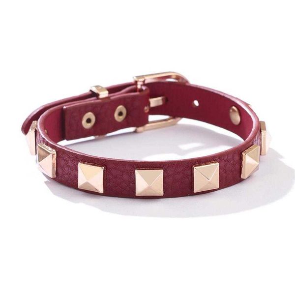 fashion hand accessories metal rivet punk womens bracelet adjustable pu leather temperamental, Golden;silver
fashion hand accessories metal rivet punk womens bracelet adjustable pu leather temperamental, Golden;silver
