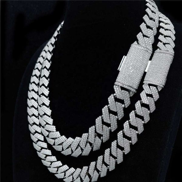 iced out hip hop jewelry 18mm width 925 sterling silver gold plated vvs moissanite cuban link chain wholesale necklaces
iced out hip hop jewelry 18mm width 925 sterling silver gold plated vvs moissanite cuban link chain wholesale necklaces