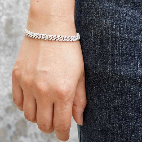 fine jewelry hip hop men 6mm 925 gold plated sterling silver vvs moissanite diamond cuban link bracelet
fine jewelry hip hop men 6mm 925 gold plated sterling silver vvs moissanite diamond cuban link bracelet