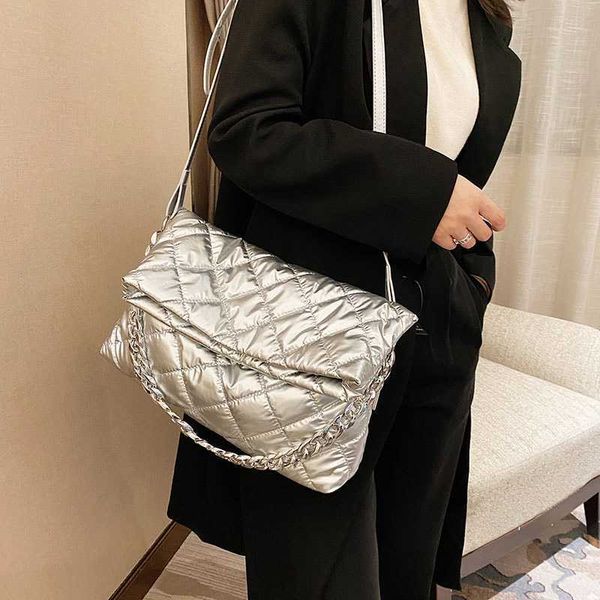 2023 hit large bag nylon crossbody women's bags winter for women new quilted shoulder branded designer chain handbags and purses
2023 hit large bag nylon crossbody women's bags winter for women new quilted shoulder branded designer chain handbags and purses