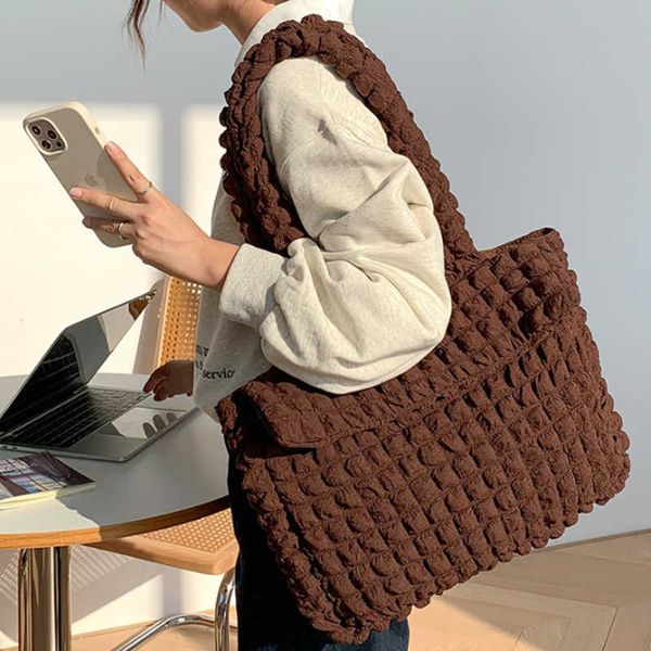 shoulder bags new pleated grid tote women nylon flap bag padded high capacity handbags ladies fashion handle purses 2023 230426
shoulder bags new pleated grid tote women nylon flap bag padded high capacity handbags ladies fashion handle purses 2023 230426