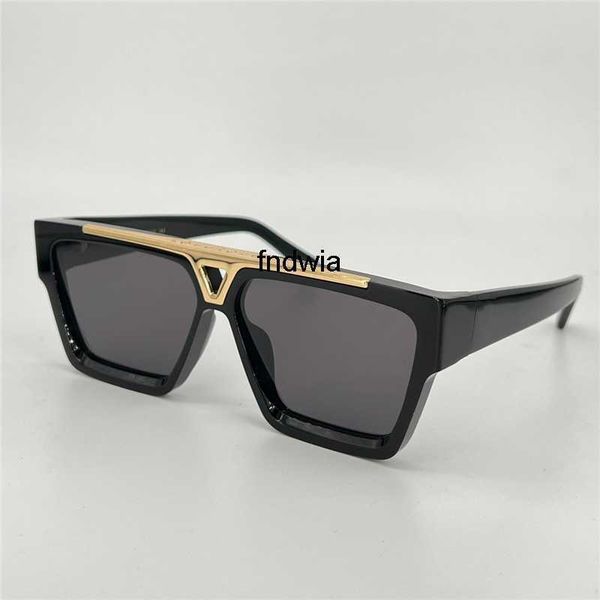 sunglasses for women and men summer retro plate square full frame eyeglasses random box, White;black
sunglasses for women and men summer retro plate square full frame eyeglasses random box, White;black