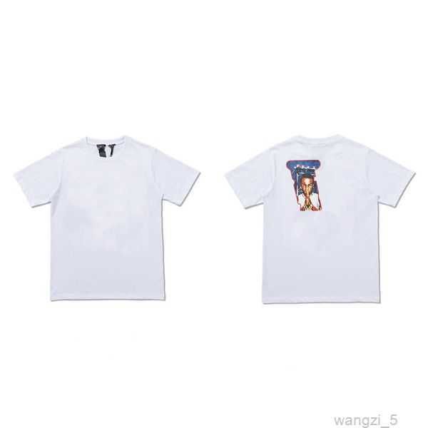 22ss designer large big reflective v friends casual smoke loose lovers short sleeve j2o4, White;black
22ss designer large big reflective v friends casual smoke loose lovers short sleeve j2o4, White;black