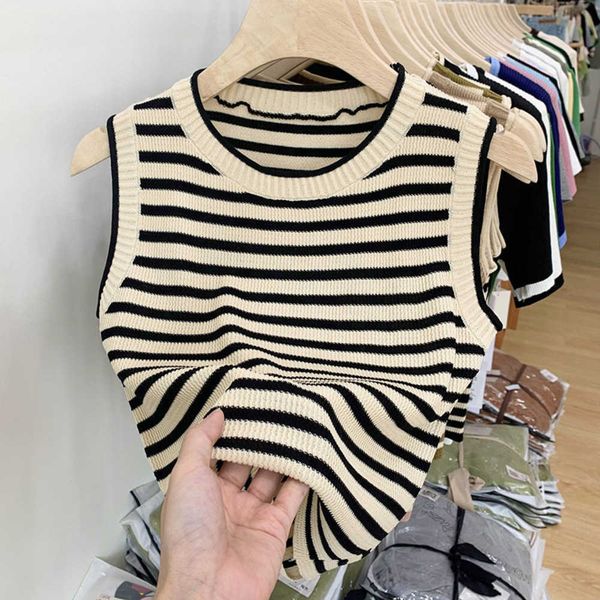 striped suspender vest for women's summer outerwear round neck slim fit and short sleeveless ice silk knit, White
striped suspender vest for women's summer outerwear round neck slim fit and short sleeveless ice silk knit, White