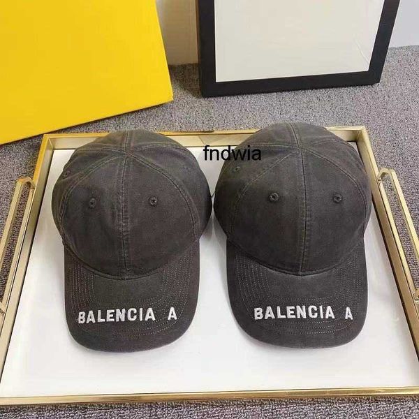 b family new wash denim baseball cap letter embroidery fashion brand cap, Blue;gray
b family new wash denim baseball cap letter embroidery fashion brand cap, Blue;gray
