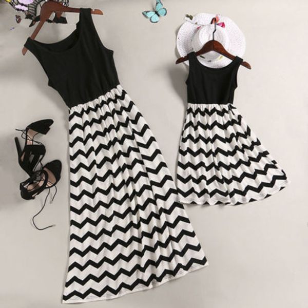 family matching outfits sleeveless black and white striped maxi dress for mother and daughter 230512, Blue
family matching outfits sleeveless black and white striped maxi dress for mother and daughter 230512, Blue