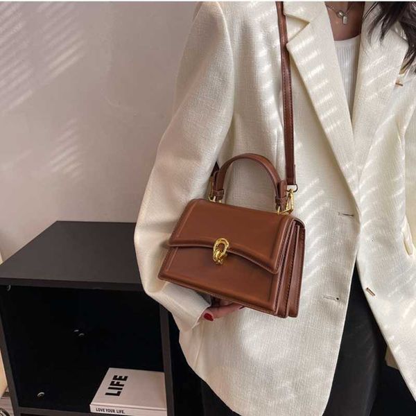 totes new simple small luxury pu 2023 leather women shoulder crossbody lady bags for bag brand designer handbags and purses
totes new simple small luxury pu 2023 leather women shoulder crossbody lady bags for bag brand designer handbags and purses
