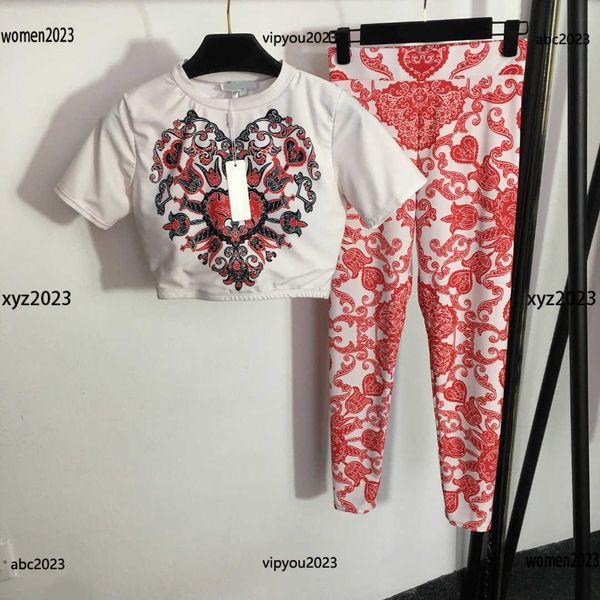plus size tracksuits women yoga set lady sportswear suits 2pcs love flower printed short sleeved t-shirt and elastic leggings, Gray
plus size tracksuits women yoga set lady sportswear suits 2pcs love flower printed short sleeved t-shirt and elastic leggings, Gray
