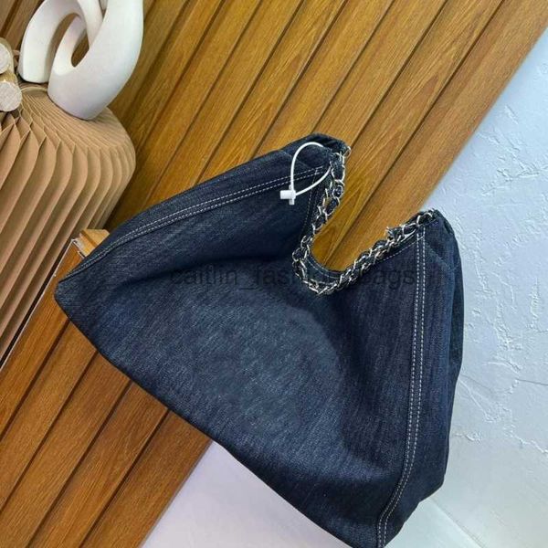 designer bags the tote bag fashion denim flap shoulder bag women crossbody backpack purse handbags seam leather ladies metal chains clamshel
designer bags the tote bag fashion denim flap shoulder bag women crossbody backpack purse handbags seam leather ladies metal chains clamshel