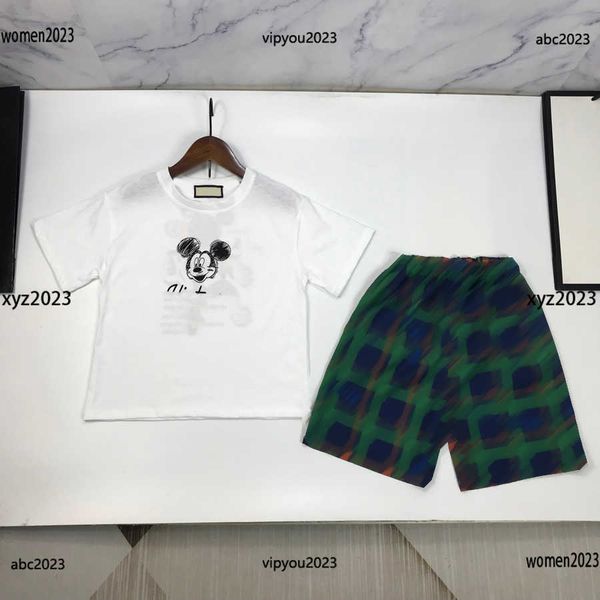 luxury children tracksuits kids designer clothes summer sets two-piece round neck t-shirts boys sports sets ing, White
luxury children tracksuits kids designer clothes summer sets two-piece round neck t-shirts boys sports sets ing, White