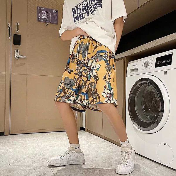 men's clothing boys' casual shorts thin seaside vacation beach pants loose and straight fitting versatile youth trend summer new s, White;black
men's clothing boys' casual shorts thin seaside vacation beach pants loose and straight fitting versatile youth trend summer new s, White;black