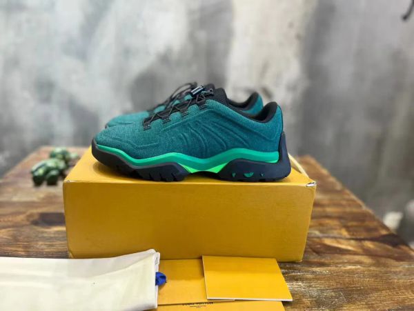 casual shoes millenium sneaker new style men r rubber outsole fashion high outdoors sneakers size 39-46, Black
casual shoes millenium sneaker new style men r rubber outsole fashion high outdoors sneakers size 39-46, Black