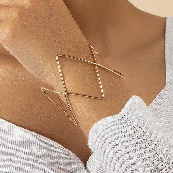 geometric lines simple ins style bracelet personalized fashionable all match temperamental cold wholesale, Golden;silver
geometric lines simple ins style bracelet personalized fashionable all match temperamental cold wholesale, Golden;silver
