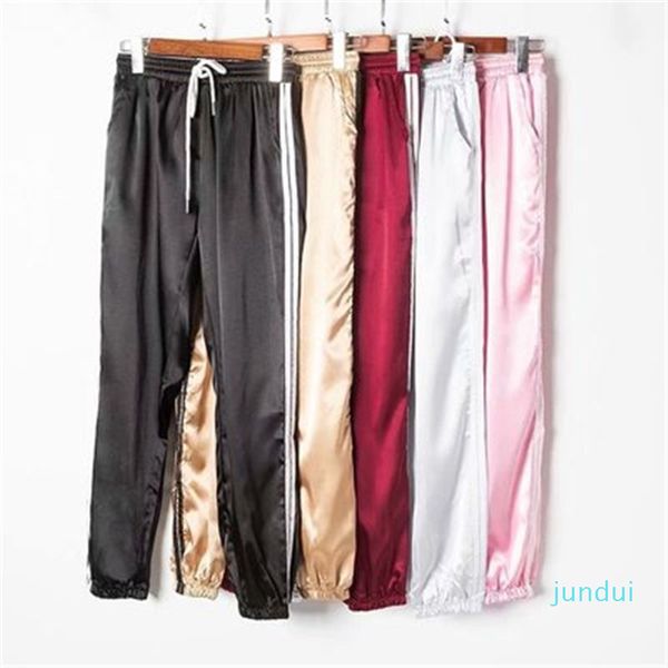 fashion-female summer satin pants women europe loose casual sports fashion trend joggers streetwear long pant designer trousers, Black;white
fashion-female summer satin pants women europe loose casual sports fashion trend joggers streetwear long pant designer trousers, Black;white