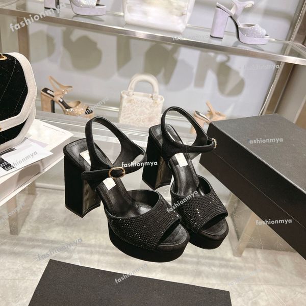 designer sandal women heel sandals rhinestone slide shiny diamonds slipper fashion calfskin sandal platform heel sandals size34-41, Black
designer sandal women heel sandals rhinestone slide shiny diamonds slipper fashion calfskin sandal platform heel sandals size34-41, Black